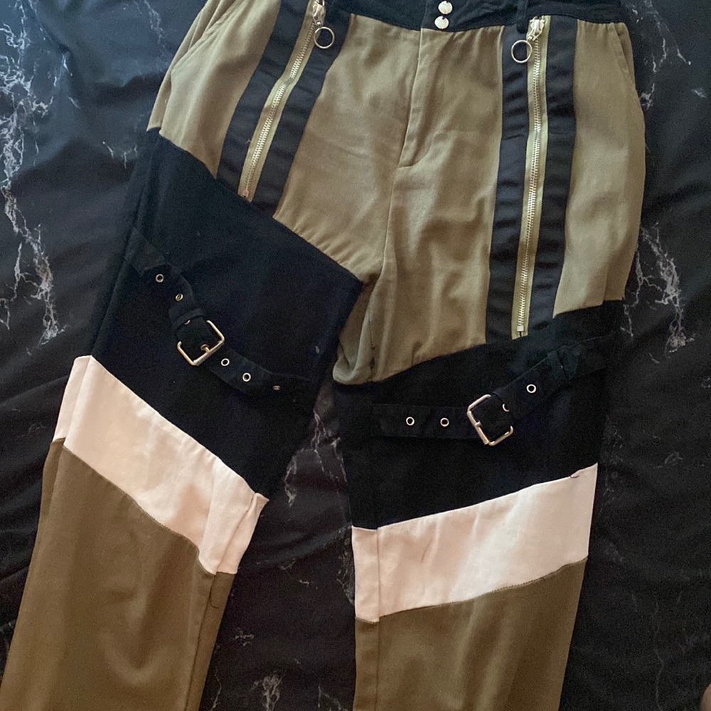 Fashion nova pants
